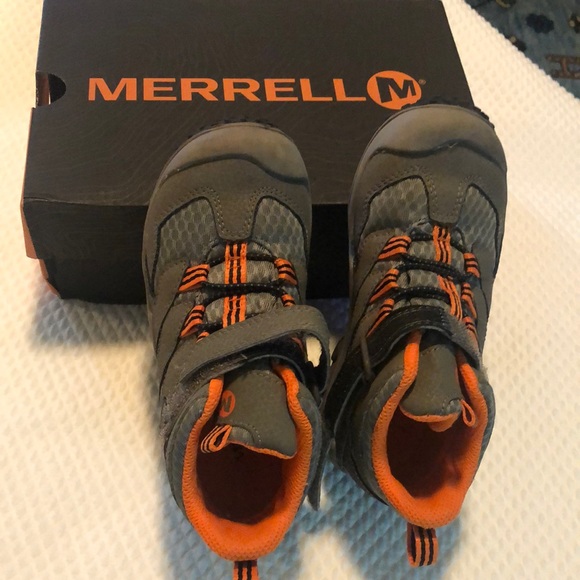 Merrel  Boy’s Chameleon Sneakers - Picture 3 of 3